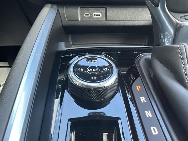 Used 2026 Chevrolet Colorado ZR2 w/ Technology Package image 46