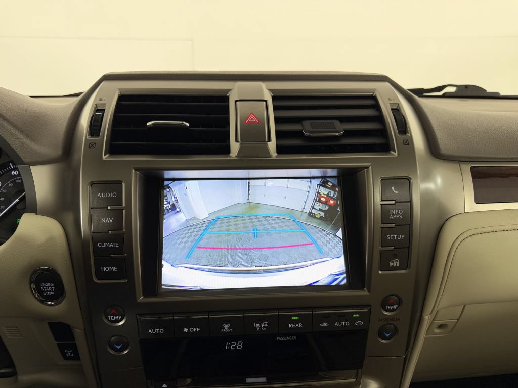 Used 2018 Lexus GX 460 Premium AWD/4WD image 36