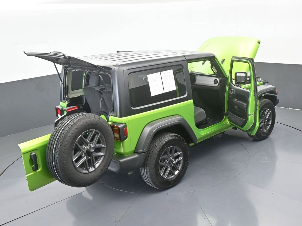 Used 2025 Jeep Wrangler Sport image 60