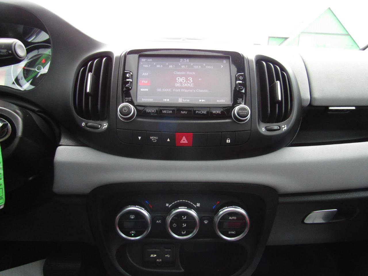 Used 2014 FIAT 500L Easy image 13