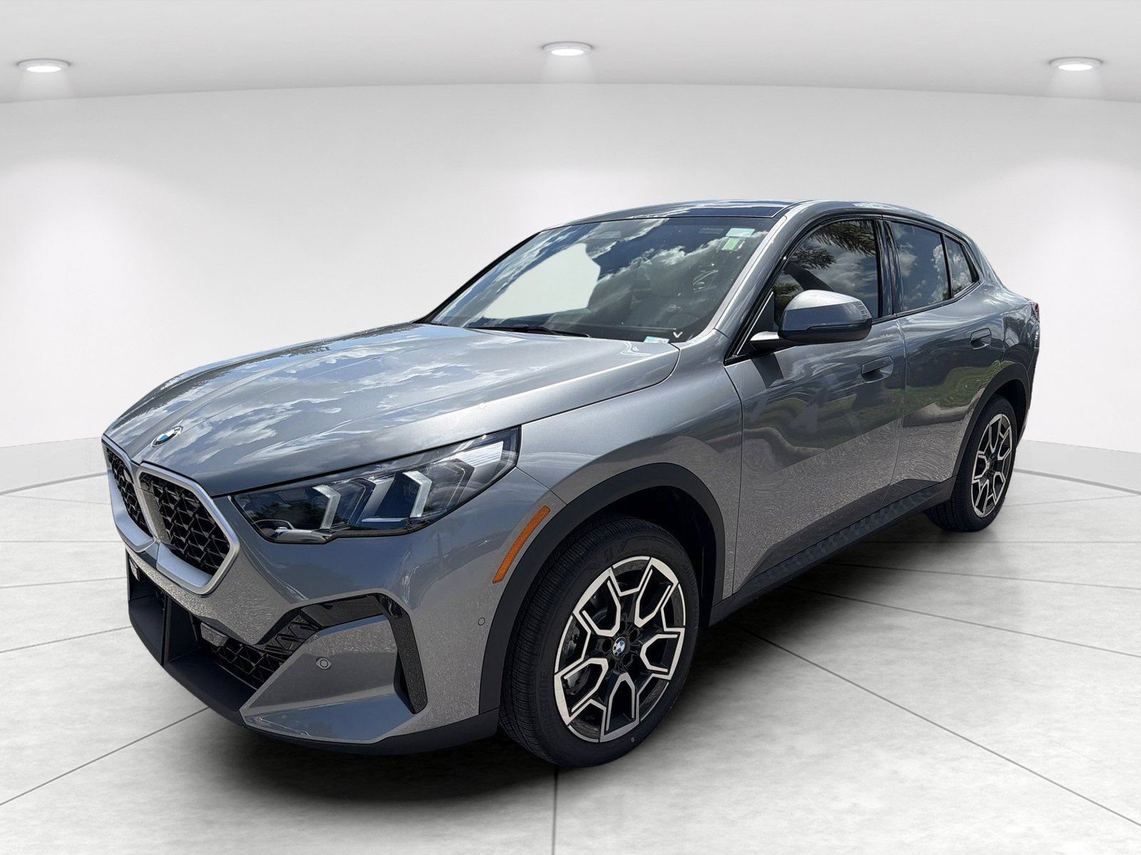 New 2026 BMW X2 xDrive28i w/ Convenience Package AWD/4WD image 8