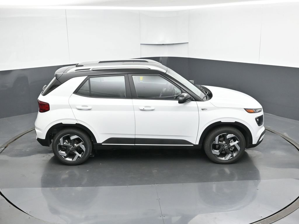 New 2026 Hyundai Venue SEL image 52