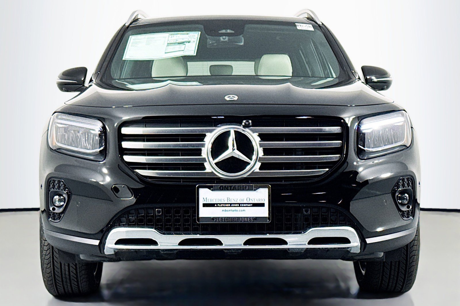 New 2026 Mercedes-Benz GLB 250 4MATIC image 2