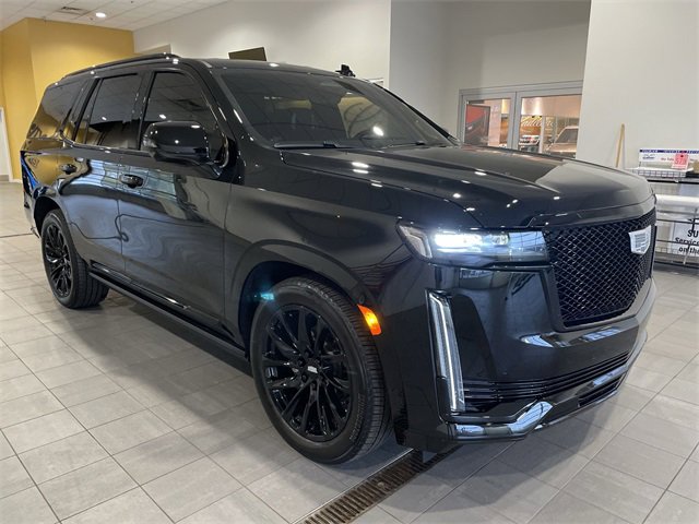 Certified 2024 Cadillac Escalade Sport Platinum w/ LPO, ONYX Package image 8