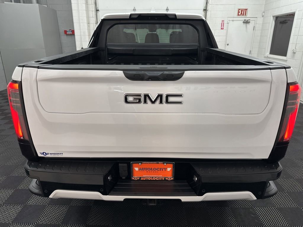 Used 2025 GMC Sierra EV Denali AWD/4WD image 8