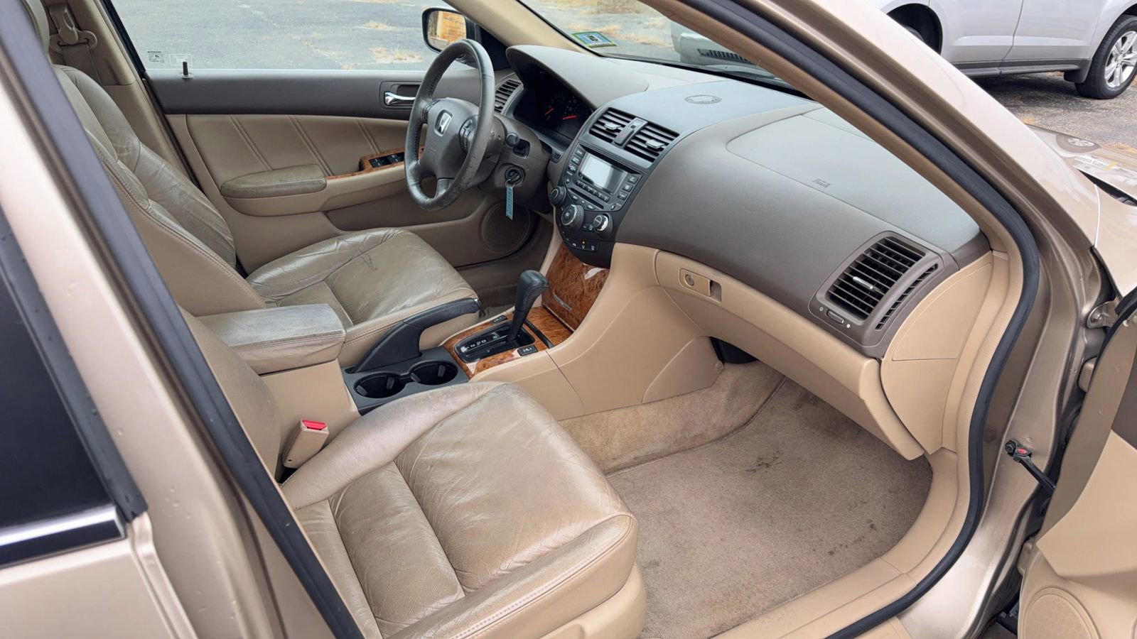 Used 2004 Honda Accord EX image 13