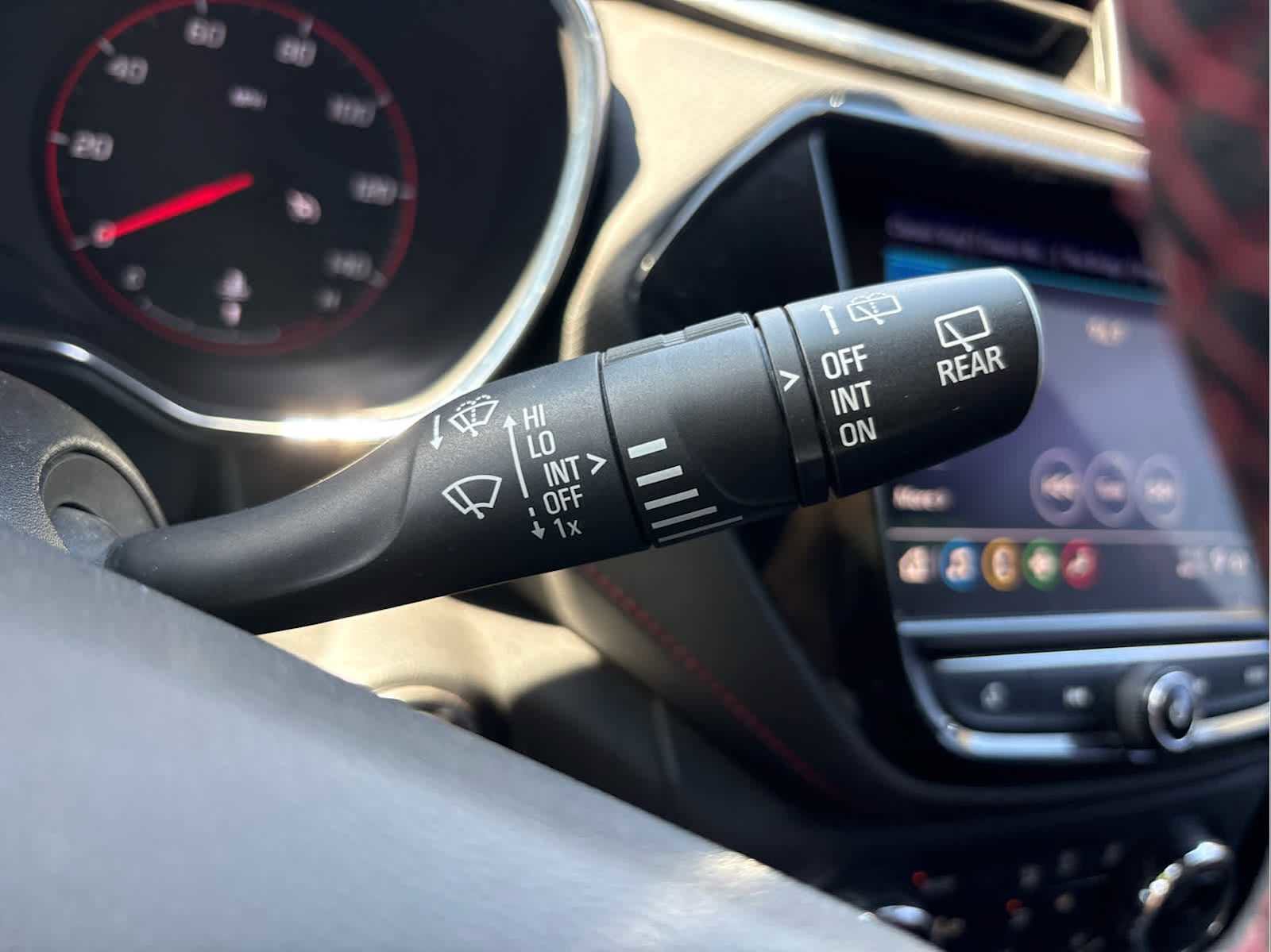 Used 2021 Chevrolet TrailBlazer RS w/ Convenience Package image 27