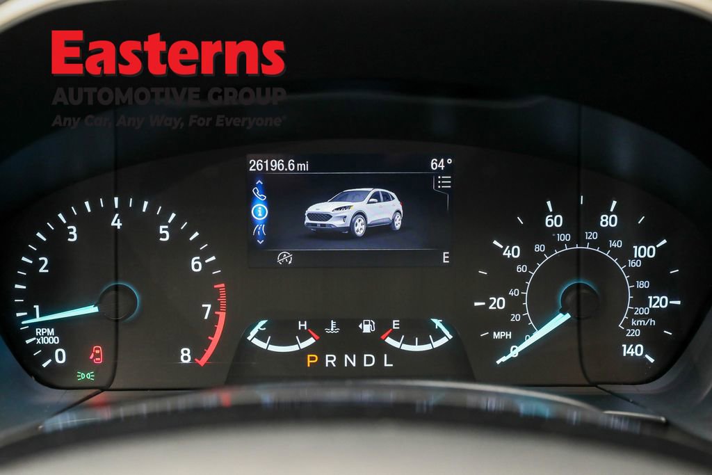 Used 2022 Ford Escape SE w/ Cold Weather Package image 18