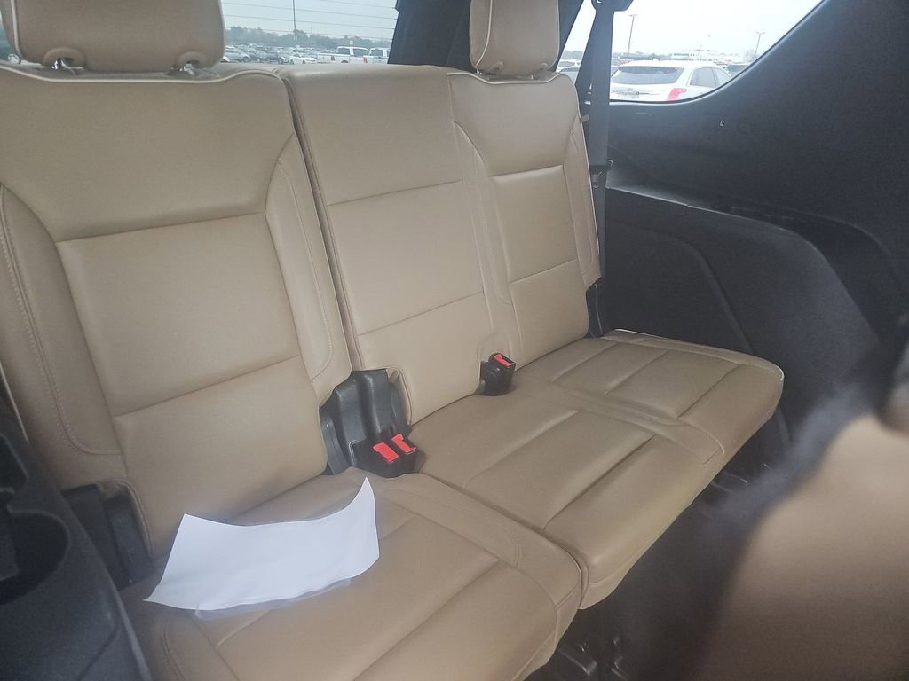 Used 2021 Chevrolet Tahoe Premier w/ Premium Package image 6