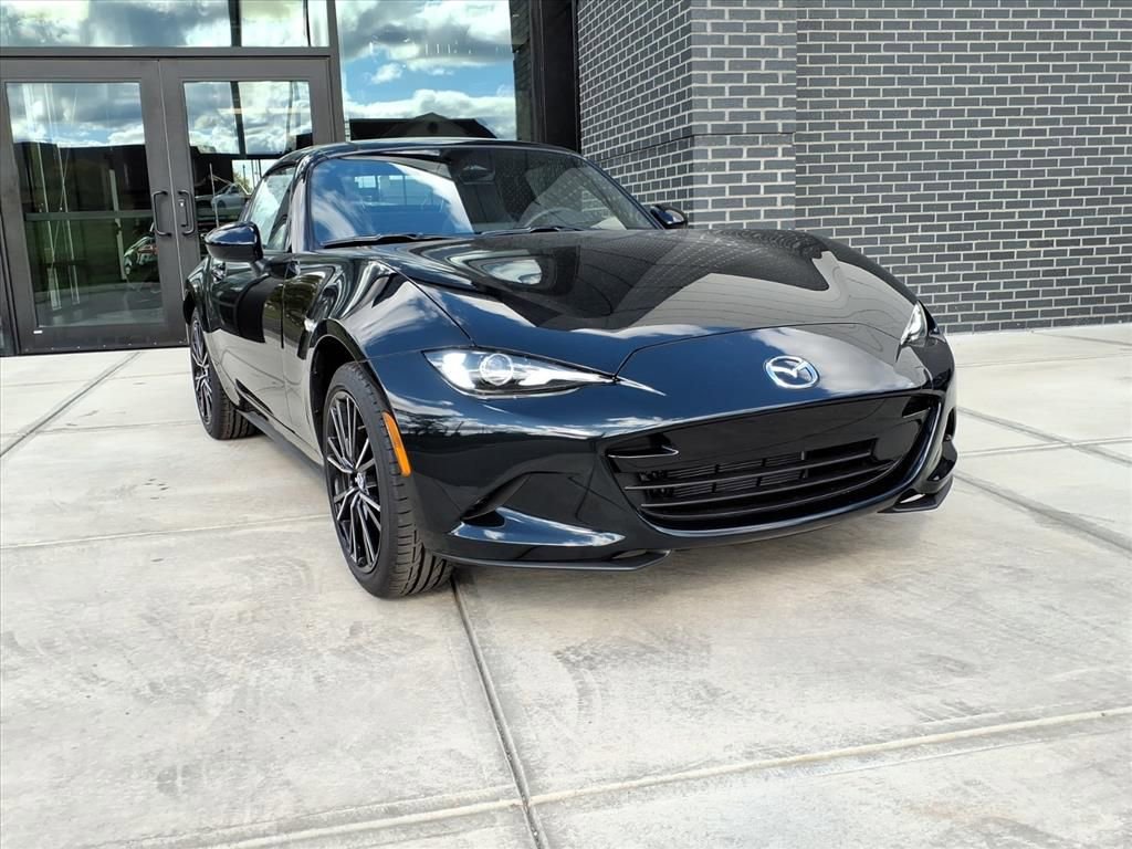 New 2025 MAZDA MX-5 Miata RF Grand Touring image 2