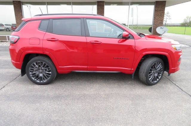 Used 2022 Jeep Compass Limited w/ (RED) Package AWD/4WD image 1