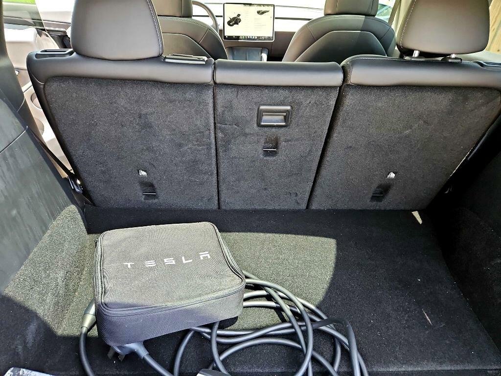 Used 2021 Tesla Model Y Performance image 23