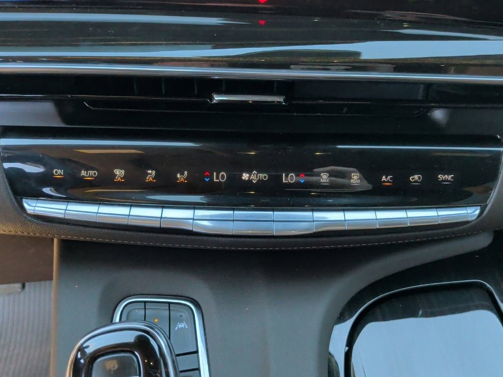 Used 2023 Cadillac Escalade Premium Luxury w/ LPO, Radiant Package image 30