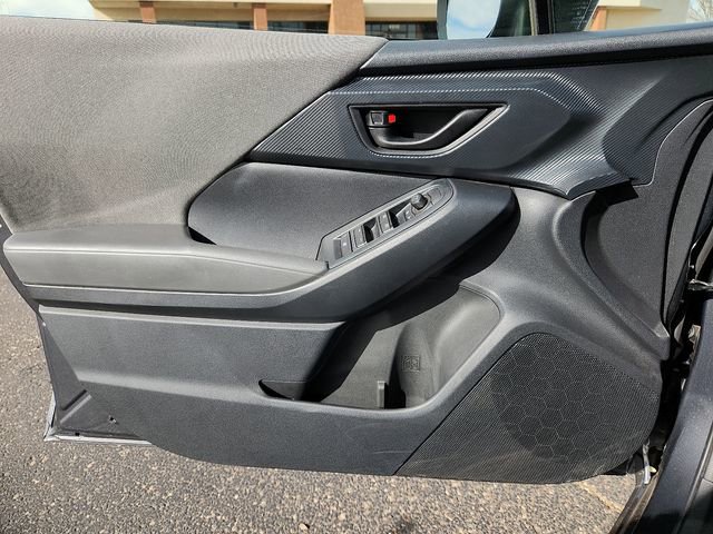 Used 2024 Subaru Crosstrek 2.0i image 15