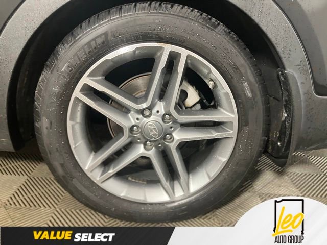 Used 2017 Hyundai Santa Fe FWD image 22