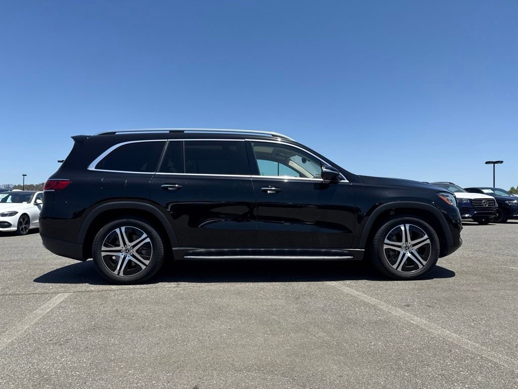 Used 2023 Mercedes-Benz GLS 450 4MATIC image 4