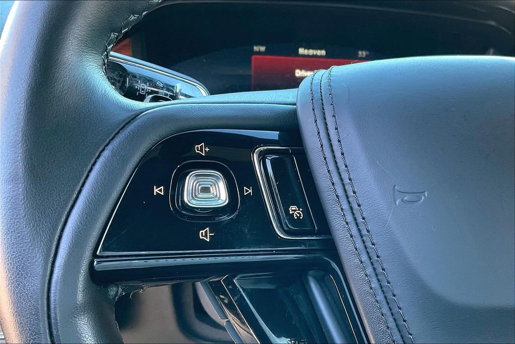 Used 2024 Lincoln Aviator Reserve w/ Equipment Group 201A image 18