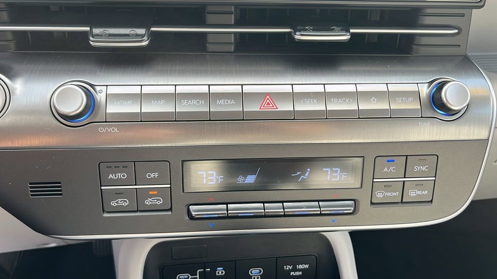 Used 2025 Hyundai Kona SEL image 18