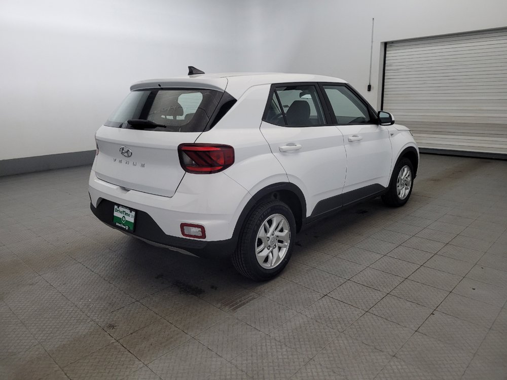Used 2021 Hyundai Venue SE FWD image 9