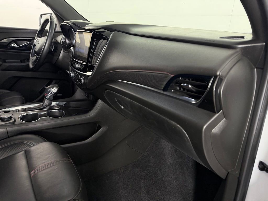 Used 2023 Chevrolet Traverse RS FWD image 33