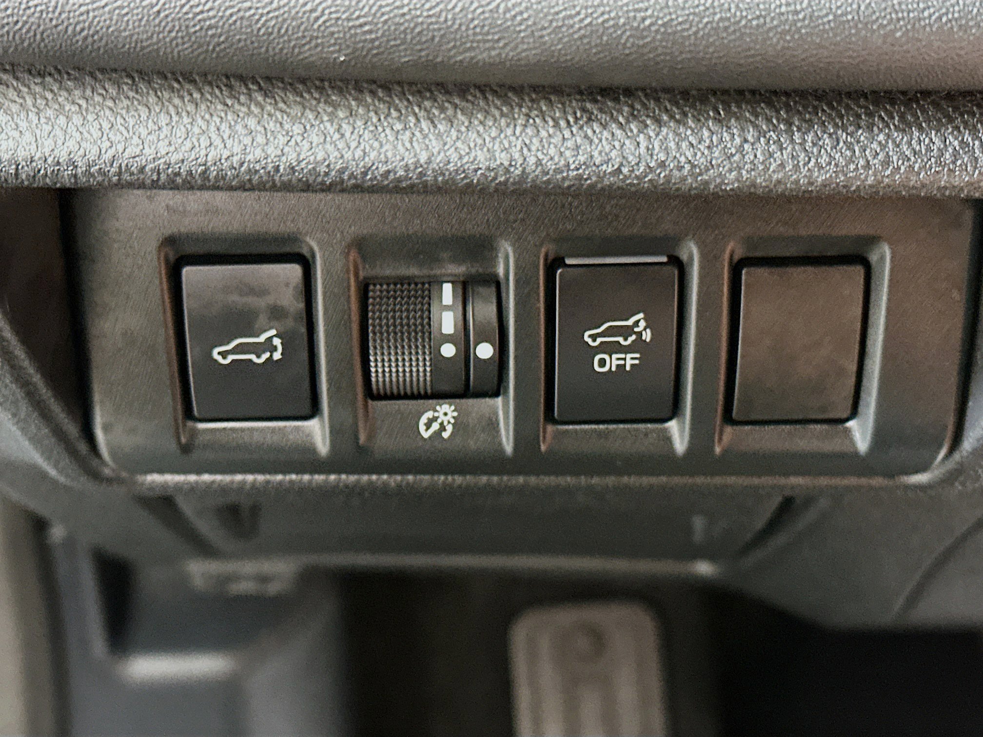 Used 2023 Subaru Outback Onyx Edition image 17