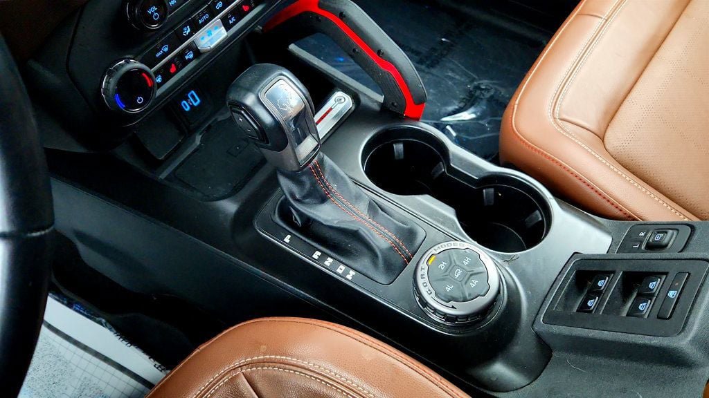 Used 2023 Ford Bronco Heritage Edition AWD/4WD image 16
