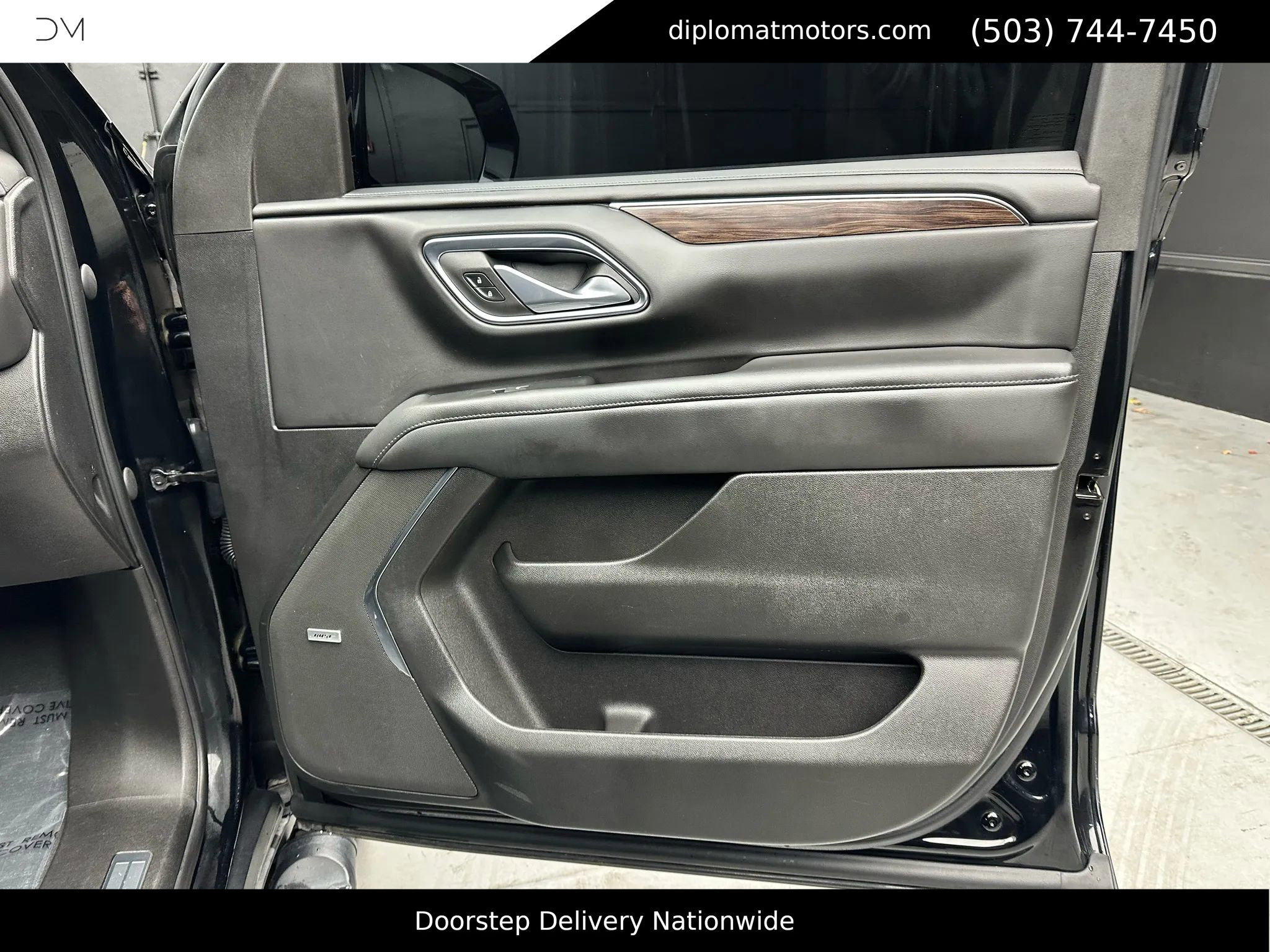 Used 2023 Chevrolet Suburban Z71 image 36