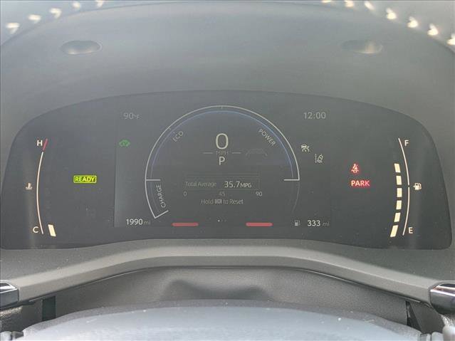 Used 2025 Toyota Camry SE image 10