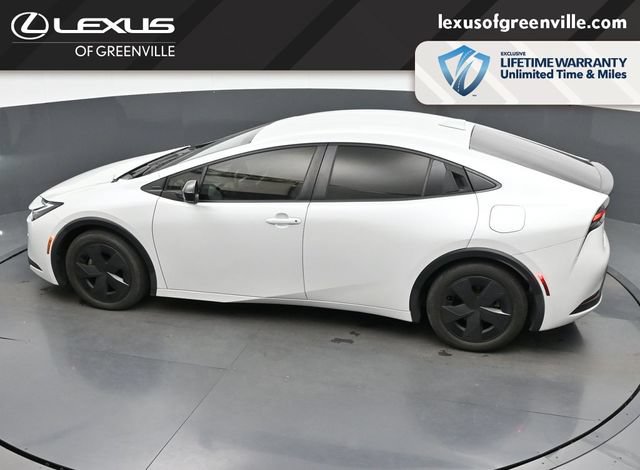 Used 2023 Toyota Prius LE FWD image 23