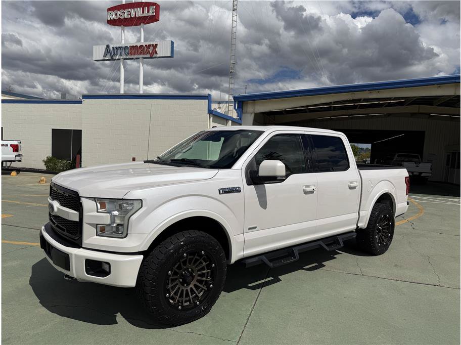 Used 2016 Ford F150 Lariat w/ Equipment Group 502A Luxury AWD/4WD image 1
