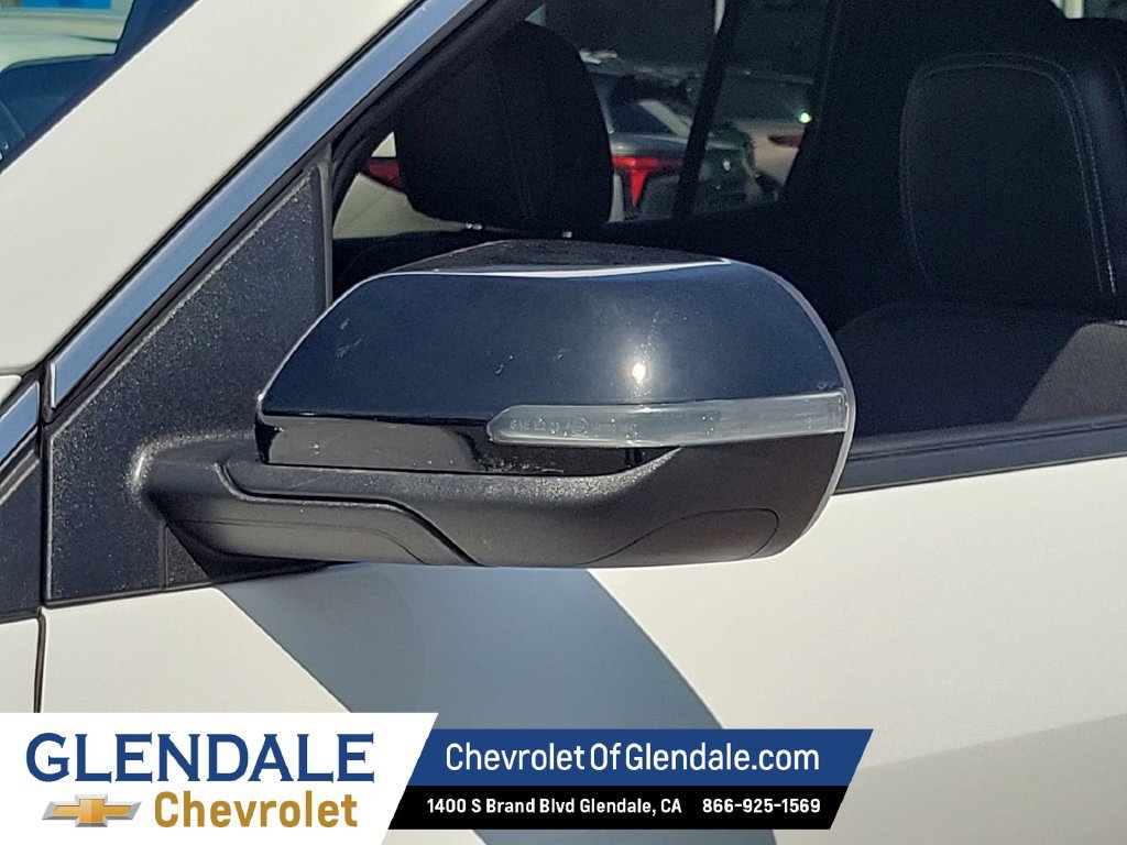 Used 2026 Chevrolet Traverse LT FWD image 11