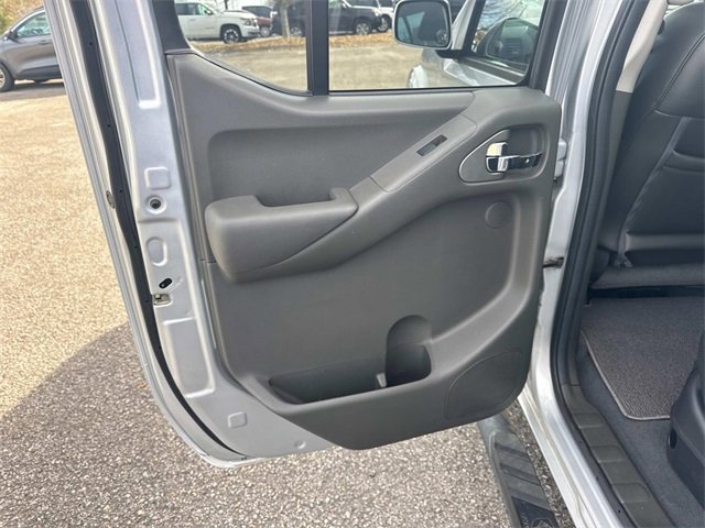 Used 2020 Nissan Frontier PRO-4X image 15