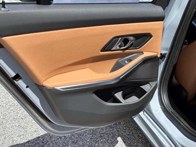 New 2026 BMW 330i Sedan w/ M Sport Package RWD image 11