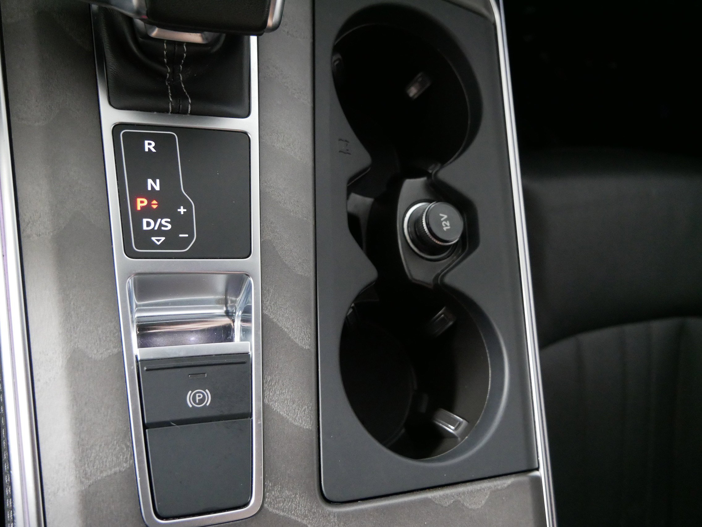 Used 2024 Audi A6 Premium Plus image 29