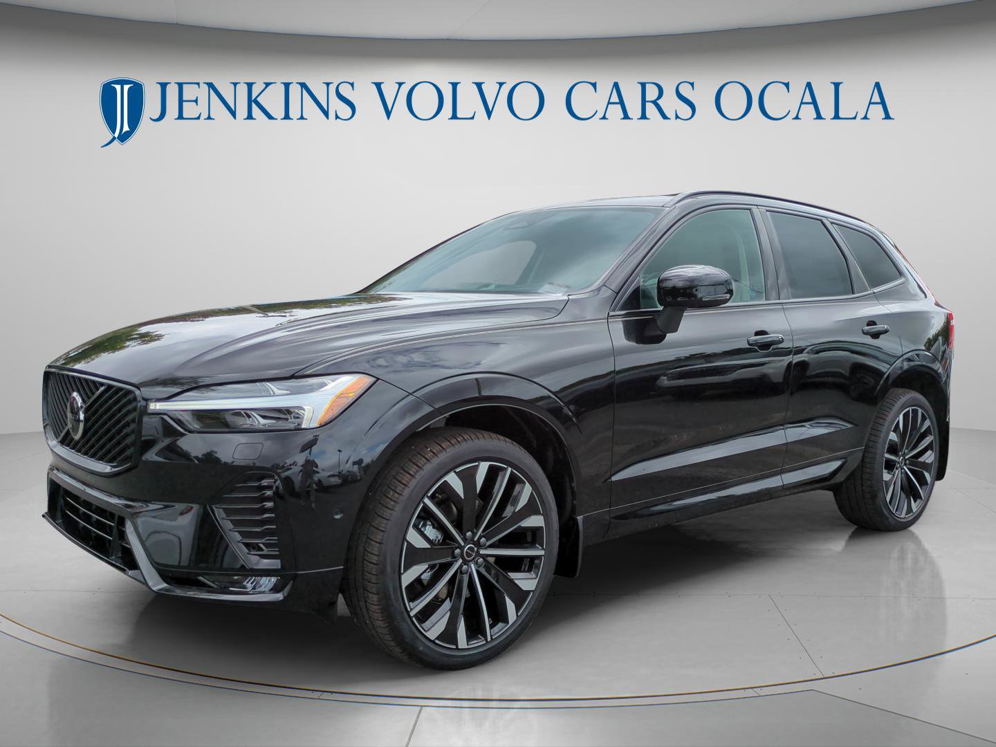 New 2026 Volvo XC60 B5 Ultra w/ Protection Package Premier image 7