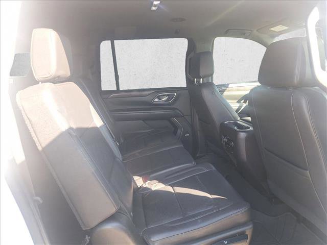 Used 2021 Chevrolet Suburban LT image 18