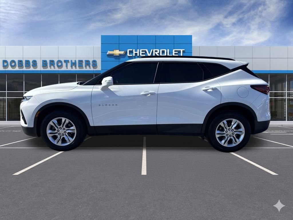 Used 2019 Chevrolet Blazer LT image 2