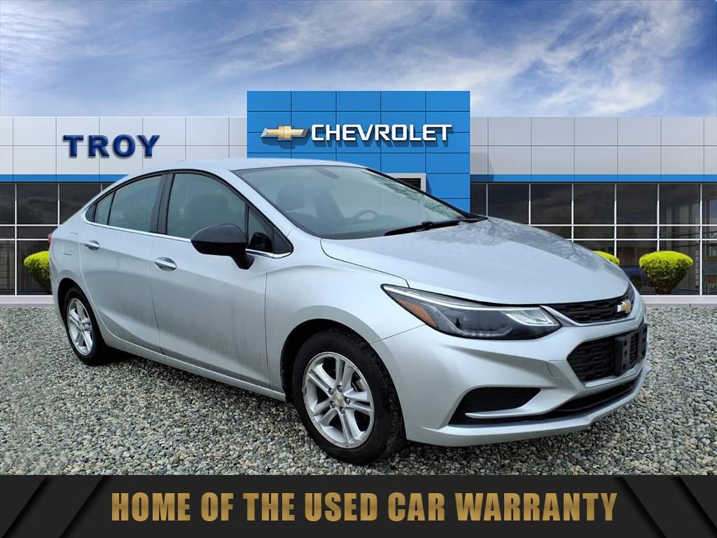 Used 2017 Chevrolet Cruze LT image 1