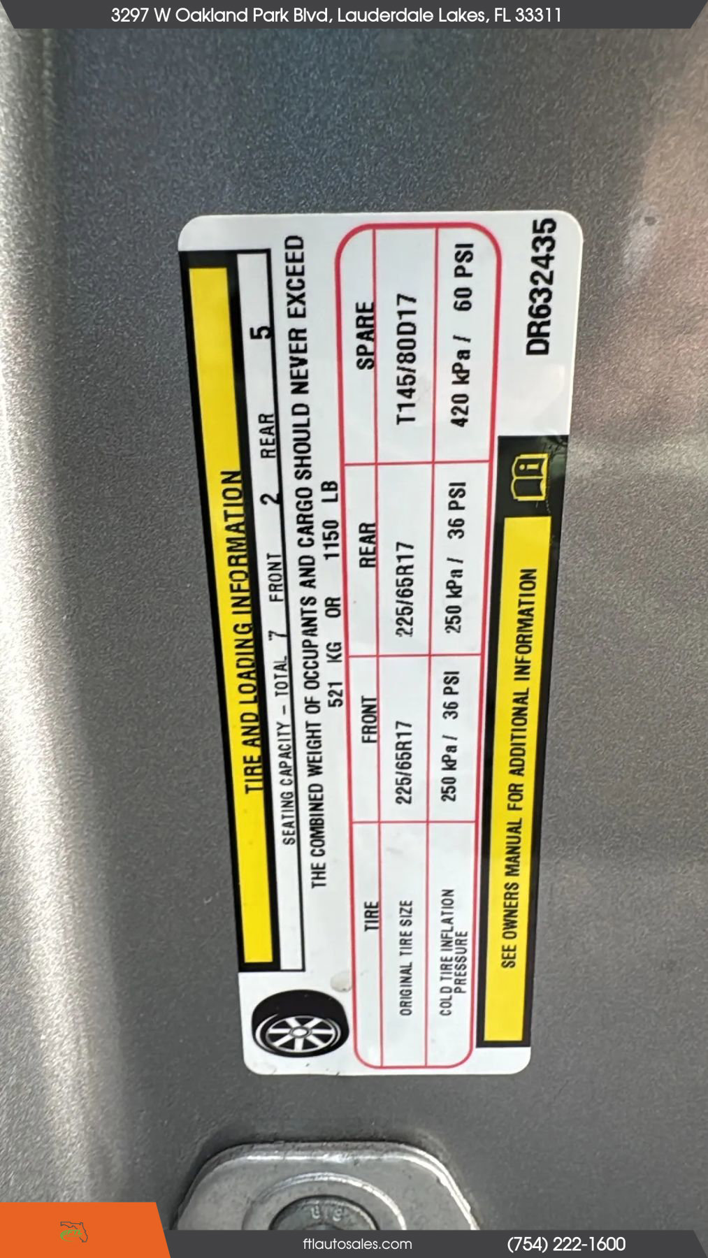 Used 2013 Chrysler Town & Country Touring image 60