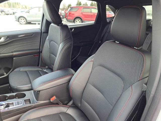 New 2026 Ford Escape ST-Line w/ Tech Pack #1 image 31