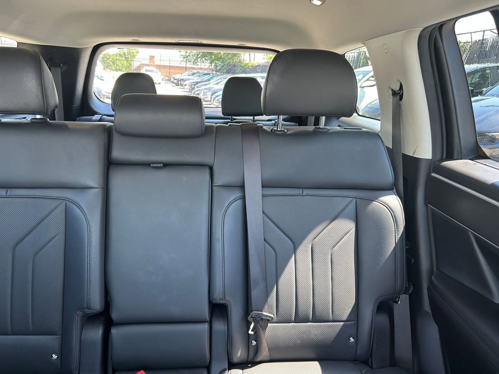 Used 2025 Hyundai Santa Fe SEL FWD image 34