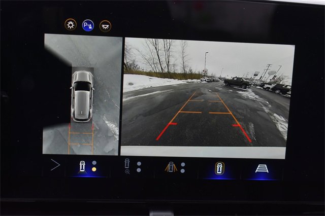 New 2026 Chevrolet Equinox LT w/ Convenience Package II image 30