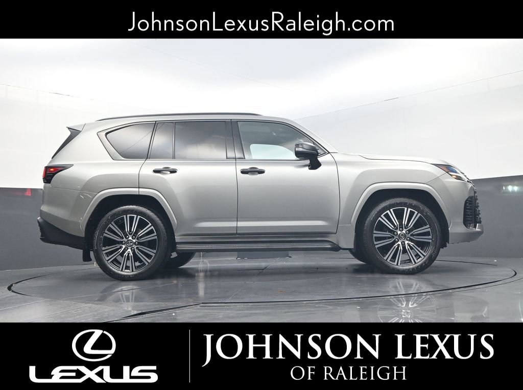 Used 2023 Lexus LX 600 4WD w/ Appearance Package image 21