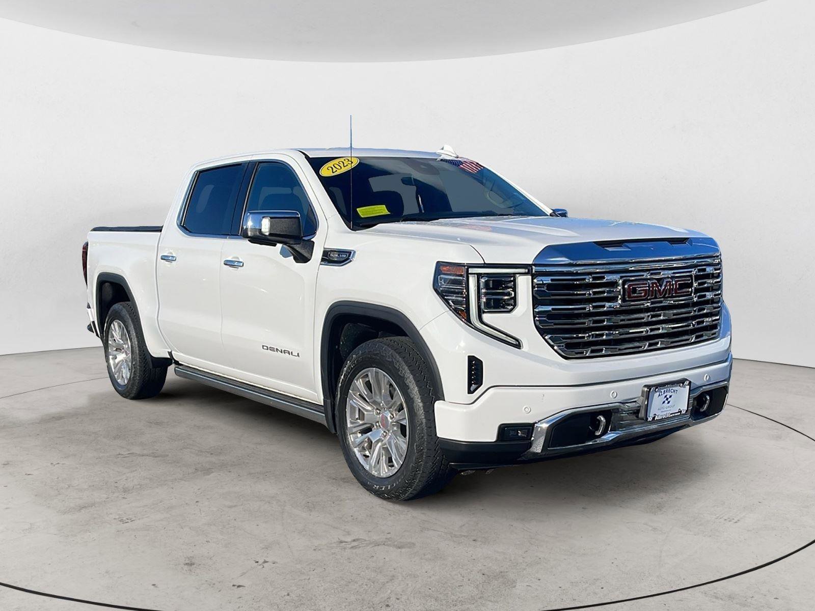 Used 2023 GMC Sierra 1500 Denali w/ Technology Package image 1