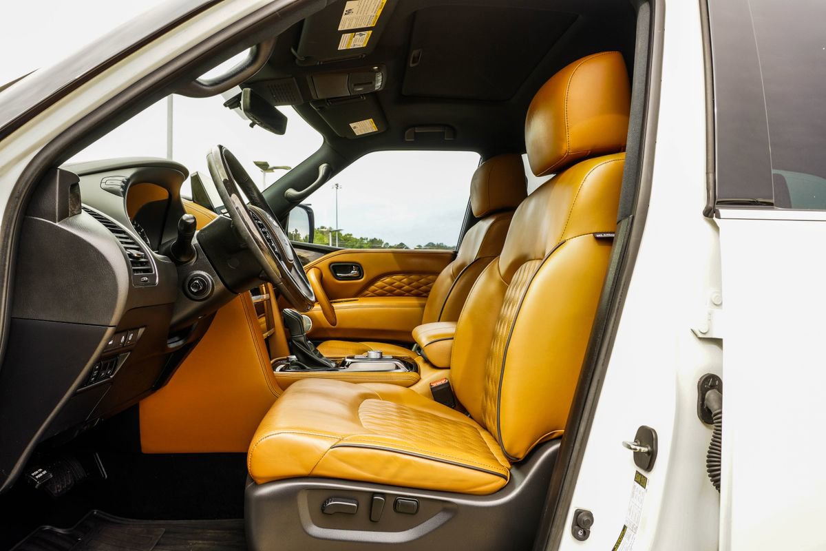 Used 2023 INFINITI QX80 Sensory w/ All-Season Package image 41