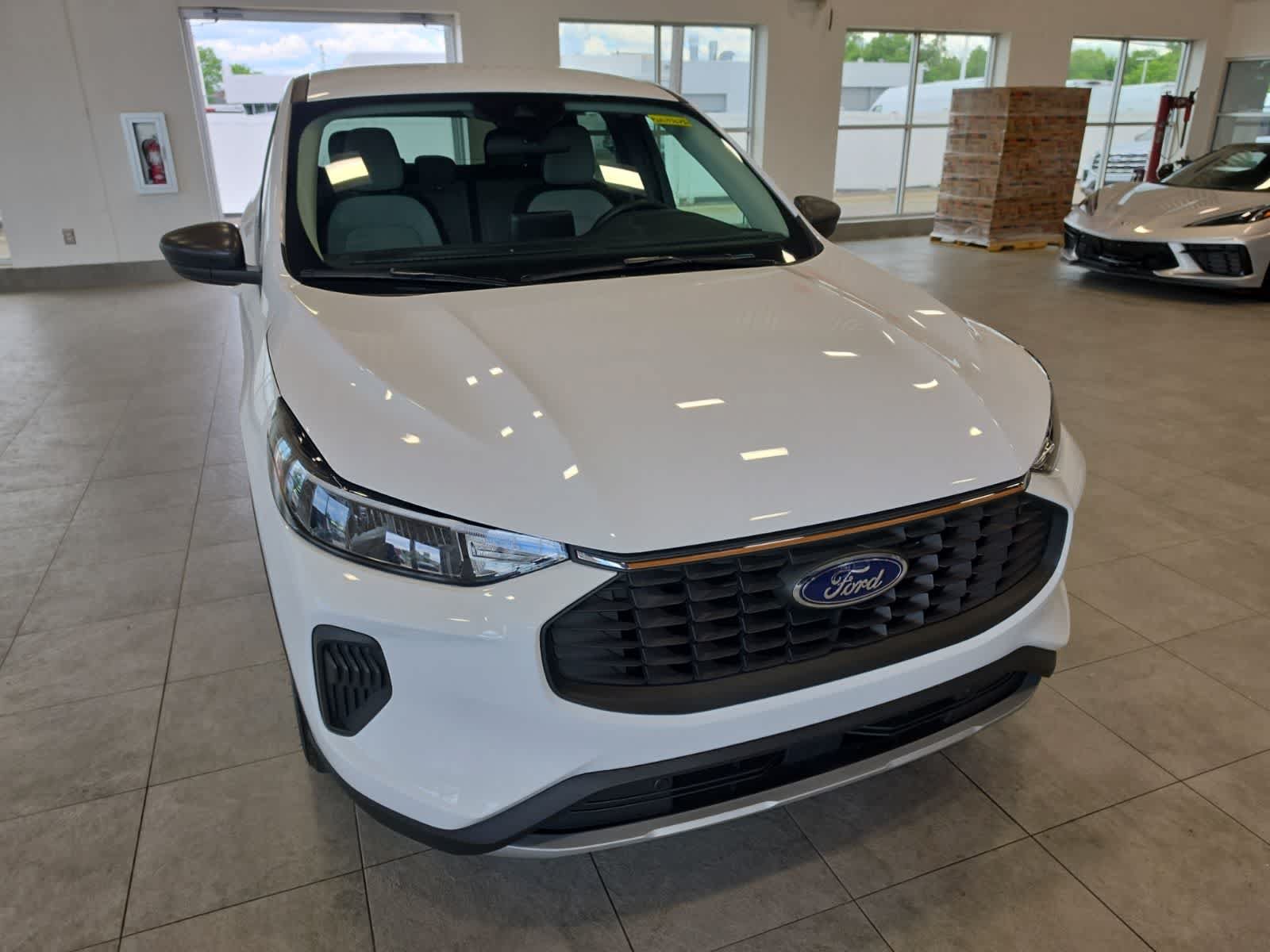 Used 2023 Ford Escape Active FWD image 4