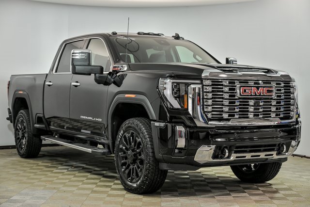 New 2026 GMC Sierra 2500 Denali w/ Denali Reserve Package