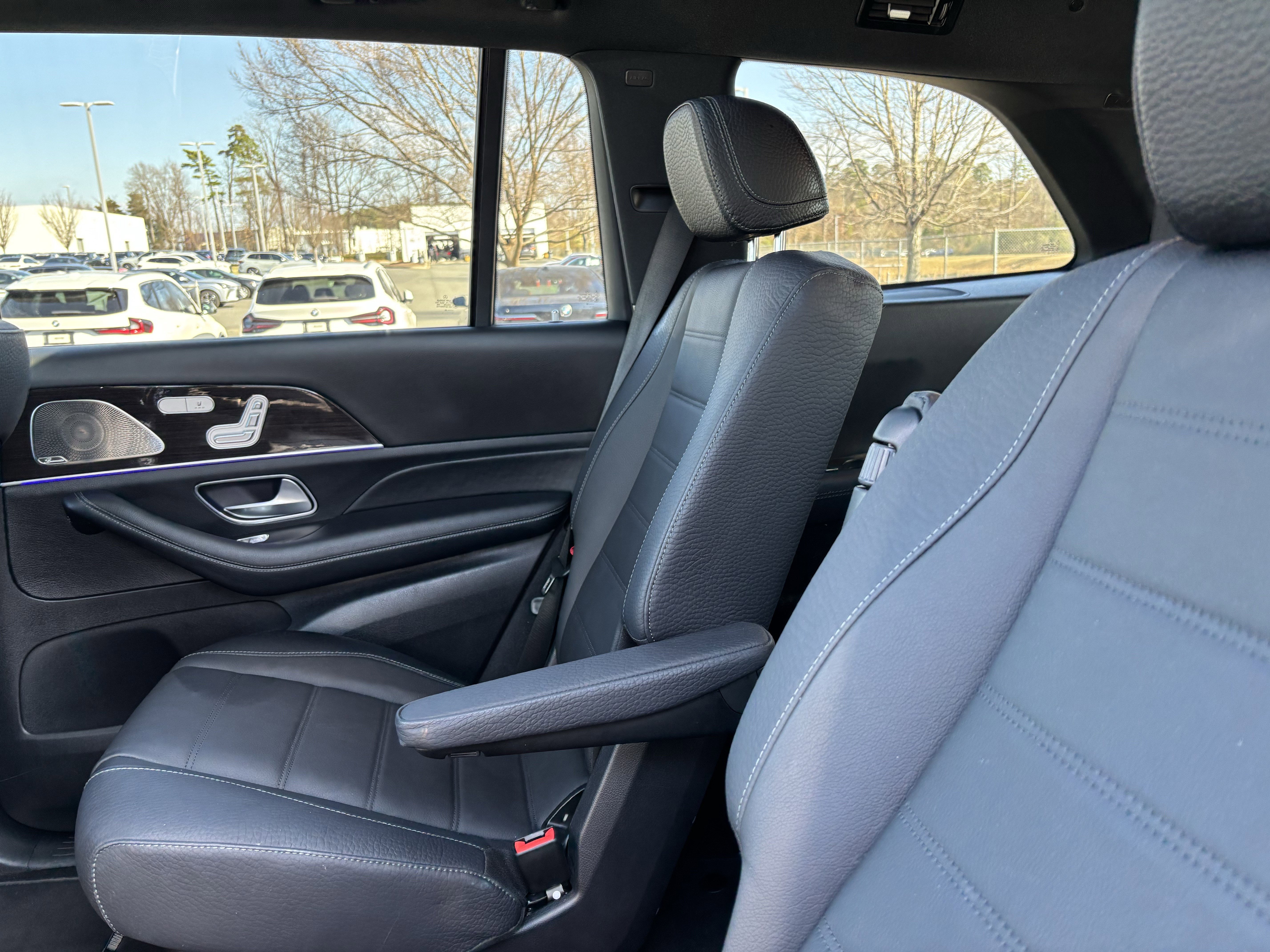 Used 2021 Mercedes-Benz GLS 580 4MATIC image 32