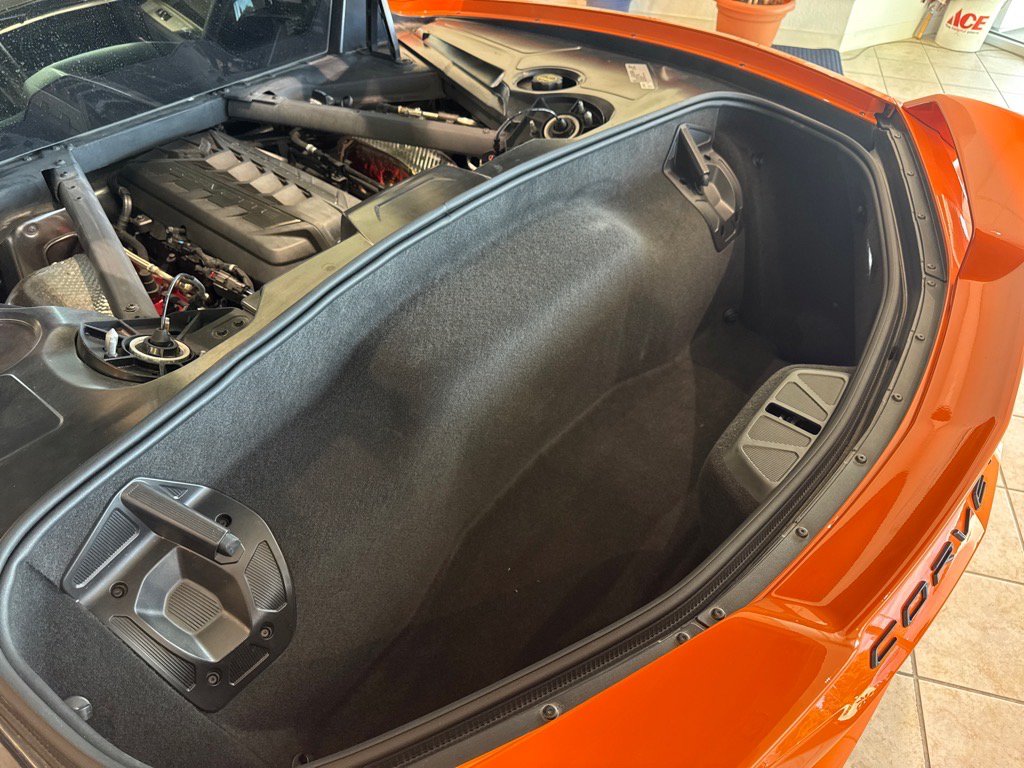 Used 2024 Chevrolet Corvette Stingray Premium Cpe w/ Z51 Performance Package RWD image 8