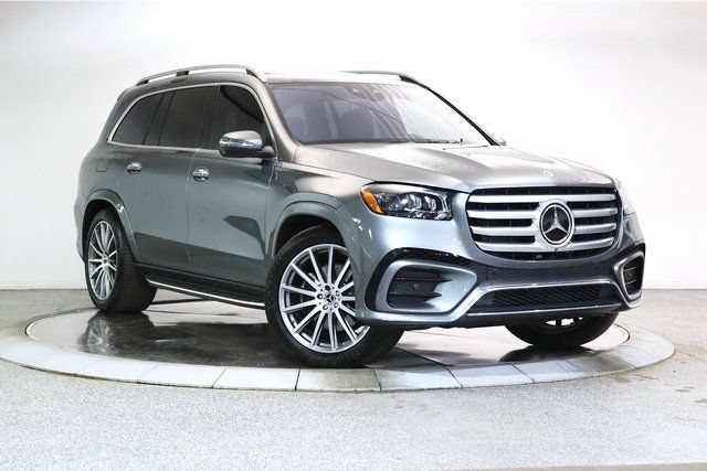 Used 2024 Mercedes-Benz GLS 580 4MATIC video 1